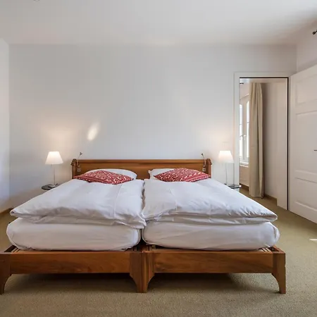 Saratz Mountain & 4*