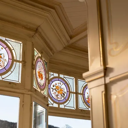 Saratz Mountain & 4*