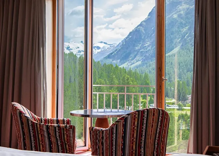 Saratz Mountain & Отель 4*