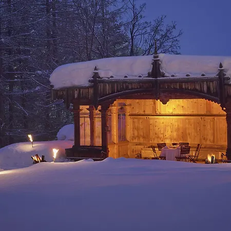 מלון Saratz Mountain & פונטרסינה