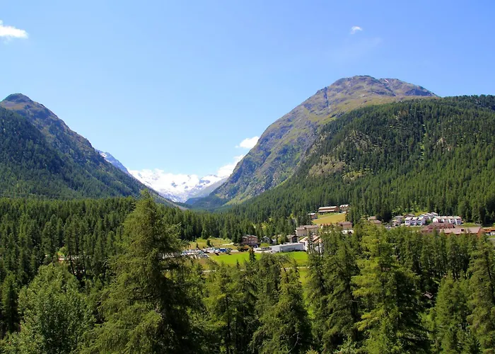 Saratz Mountain & 4* Pontresina
