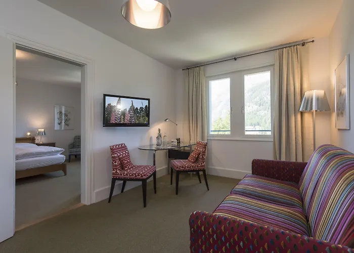 Otel Saratz Mountain & 4*